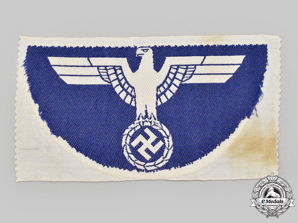 germany,_wehrmacht._a_pair_of_sports_shirt_insignia_l22_mnc0140_951_1