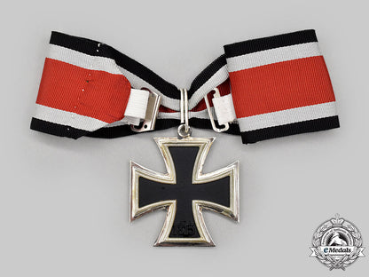 germany,_federal_republic._a_knight’s_cross_of_the_iron_cross,1957_version_l22_mnc0171_098