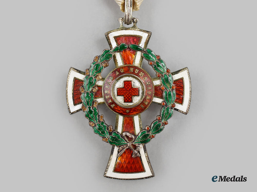 austria,_imperial._an_honour_decoration_of_the_red_cross,_ii_class_cross_by_g.a_scheid_l22_mnc0174_464