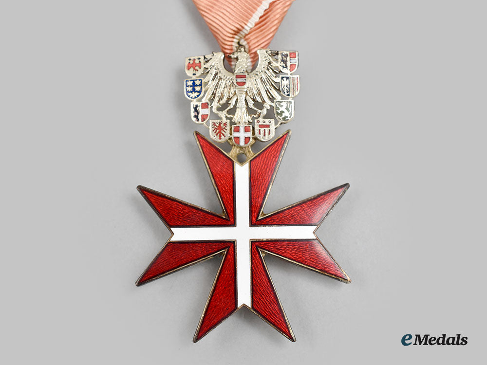 austria,_republic._a_decoration_of_honour,_silver_cross_of_honour_with_case,_by_anton_reitterer_l22_mnc0185_472
