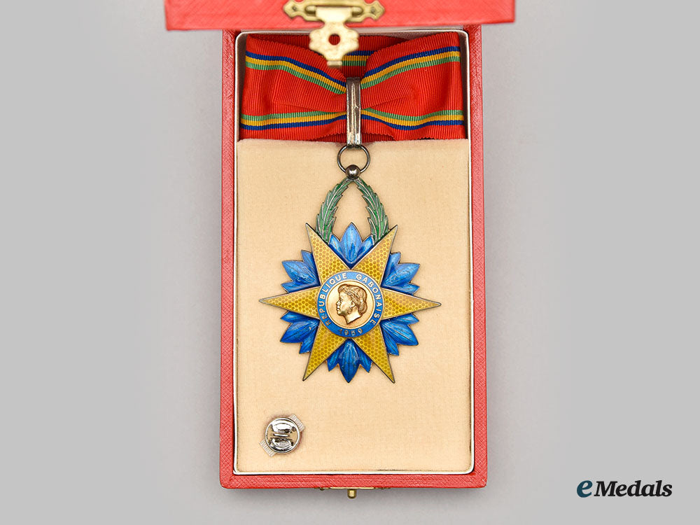 gabon,_french_protectorate._an_order_of_the_equatorial_star,_commander,_by_arthus_bertrand_l22_mnc0197_857_1