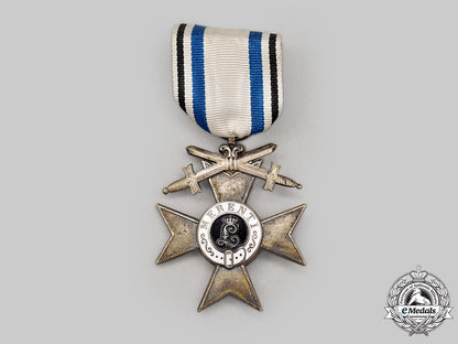 bavaria,_kingdon._a_military_merit_cross,_ii_class_with_swords_and_case,_by_gebrüder_hemmerle_l22_mnc0224_007_1