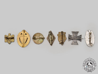 germany,_third_reich._a_mixed_lot_of_badges_l22_mnc0285_044