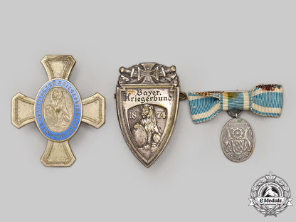 germany._a_mixed_lot_of_bavarian_badges_l22_mnc0288_045