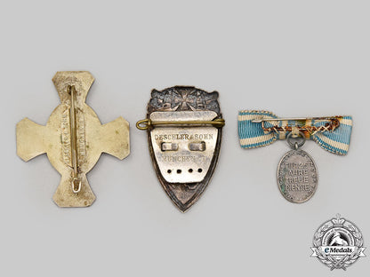germany._a_mixed_lot_of_bavarian_badges_l22_mnc0289_046