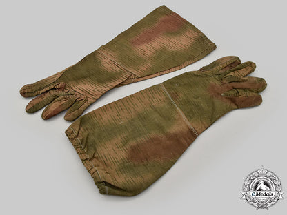 germany,_heer._a_rare_camouflage_smock_and_award_documents_to_sniper_obergefreiter_august_pamann,33_confirmed_kills_l22_mnc0324_192_1