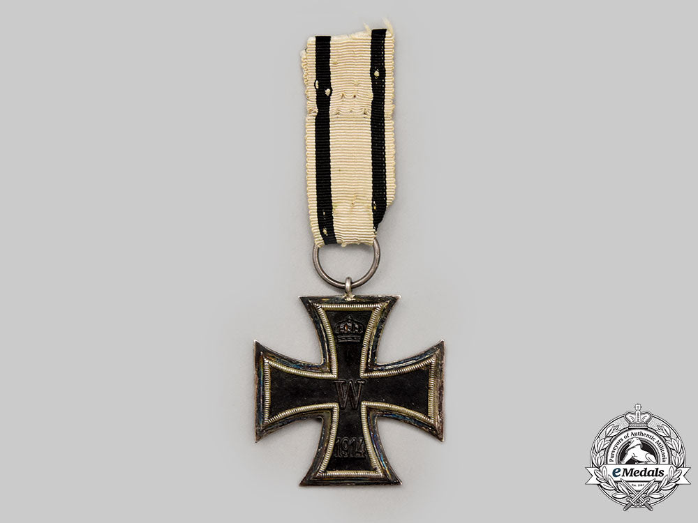 germany,_imperial._a1914_iron_cross_ii_class_for_non-_combatants_l22_mnc0328_056