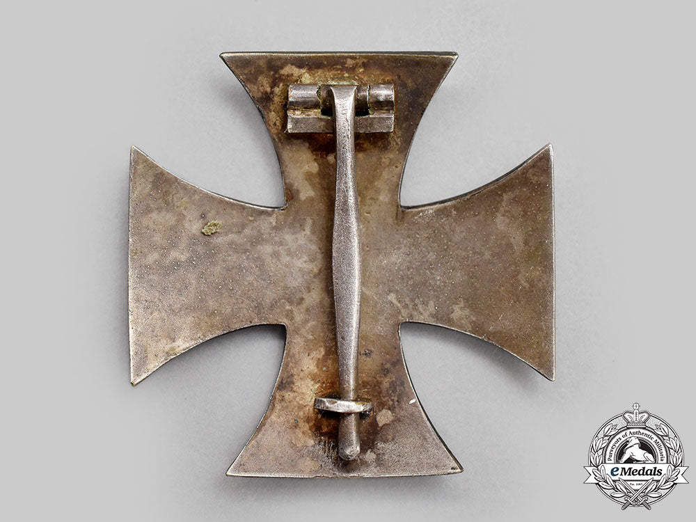 germany,_imperial._a1914_iron_cross_i_class_l22_mnc0330_195_1