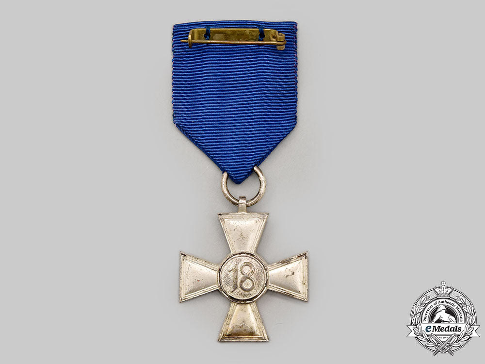 germany,_wehrmacht._a_long_service_decoration,_ii_class_for18_years_l22_mnc0341_063