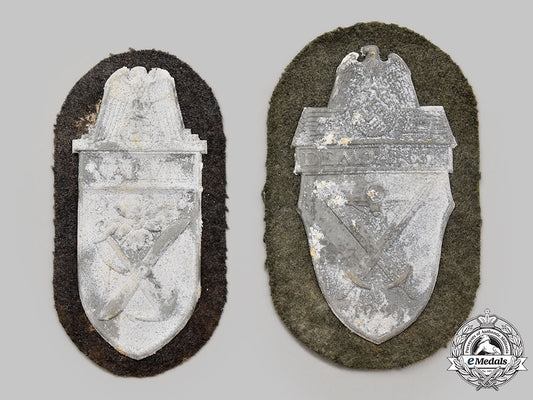 german,_wehrmacht._a_pair_of_campaign_shields,_relic_condition_l22_mnc0347_068