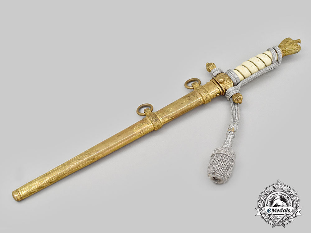 germany,_kriegsmarine._an_officer’s_dagger,_by_e.&_f._hörster_l22_mnc0348_121