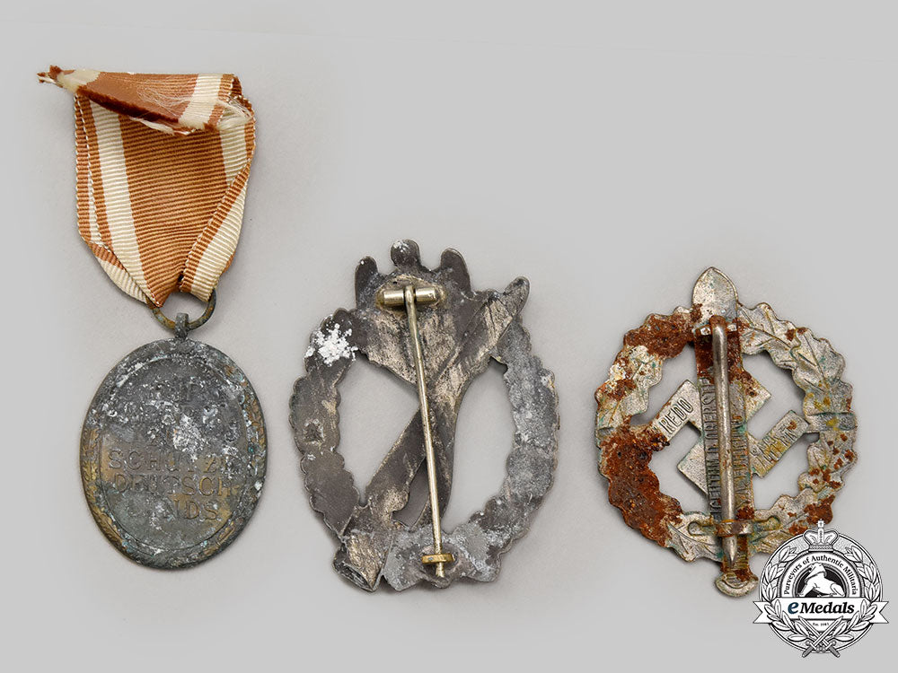 germany,_third_reich._a_mixed_lot_of_decorations_l22_mnc0351_071