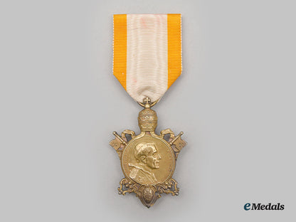 vatican,_papal_state._a_bene_merenti_medal,_c.1918_l22_mnc0371_812