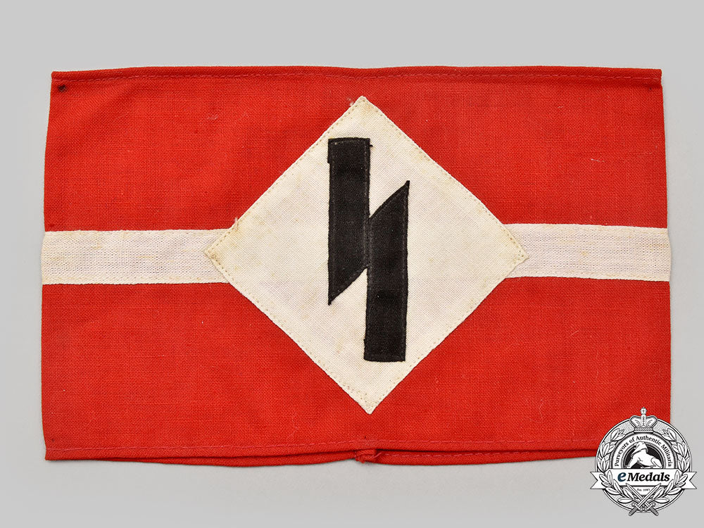 germany,_dj._a_member’s_armband_l22_mnc0381_085
