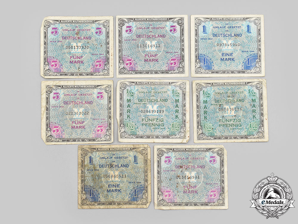 germany._a_lot_of_fifteen_post_second_war_allied_currency_bills_l22_mnc0441_261_1