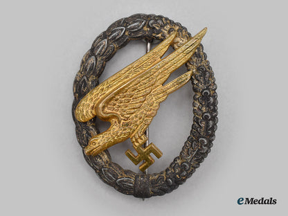 germany,_luftwaffe._a_fallschirmjäger_badge,_by_gebrüder_wegerhoff_l22_mnc0476_922_1