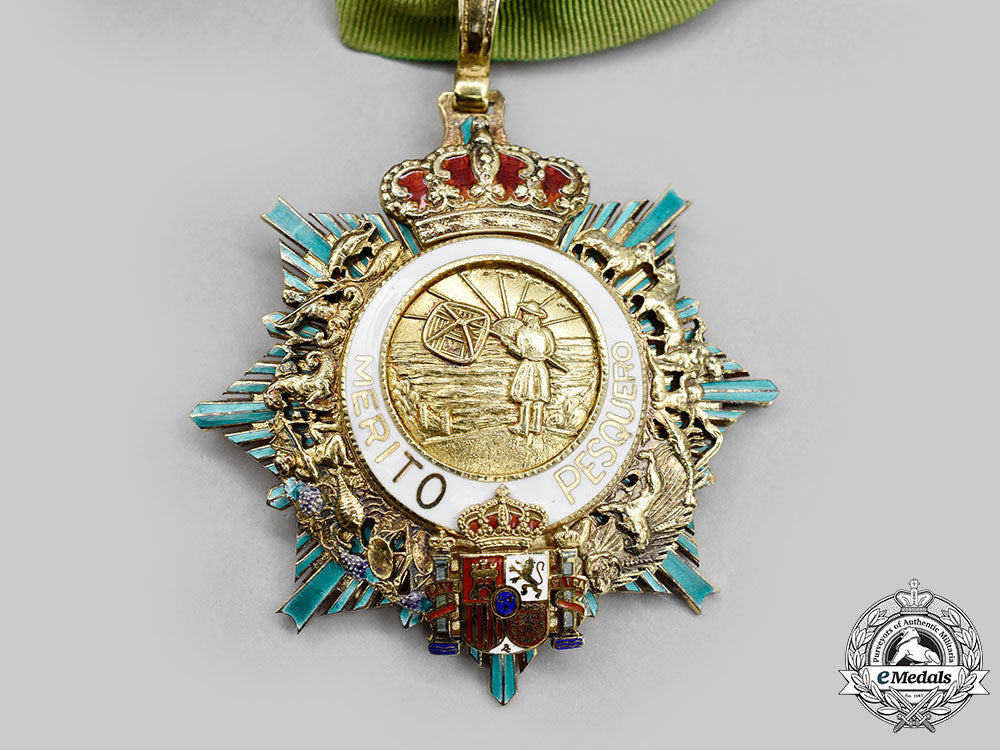 spain,_kingdom._a_civil_order_of_merit_for_agriculture,_fisheries&_food,_commander,_fisheries_version_l22_mnc0481_287