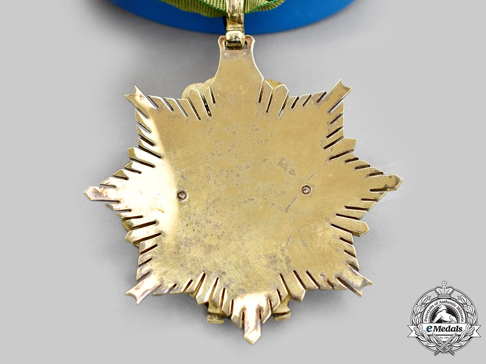 spain,_kingdom._a_civil_order_of_merit_for_agriculture,_fisheries&_food,_commander,_fisheries_version_l22_mnc0485_288