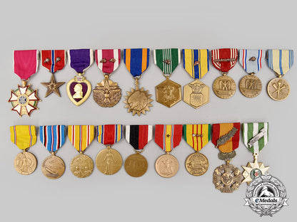 united_states._a_legion_of_merit_second_war&_vietnam_war_group,_to_intelligence_officer_edwards,_united_states_air_force_l22_mnc0489_353