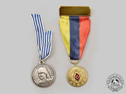 colombia,_republic;_uruguay,_republic._two_red_cross_medals_l22_mnc0541_163_1