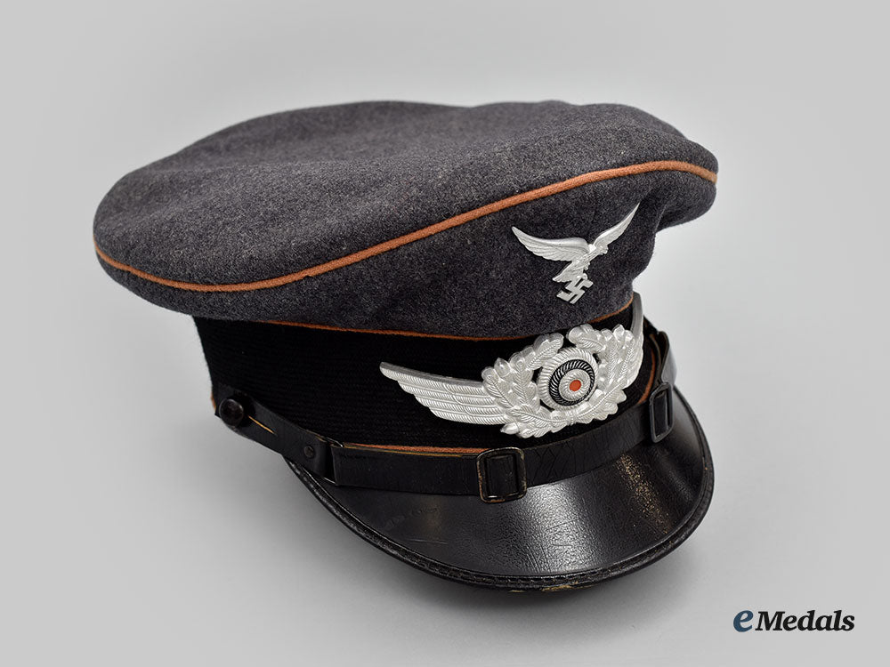 germany,_luftwaffe._an_air_communications_em/_nco’s_visor_cap_l22_mnc0570_713