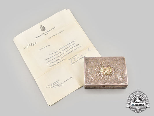 canada,_commonwealth._a_gift_of_a_silver_box_from_president_ayub_khan_to_lieutenant_fbg_lausanne,_cd,_rcasc_l22_mnc0581_271_1