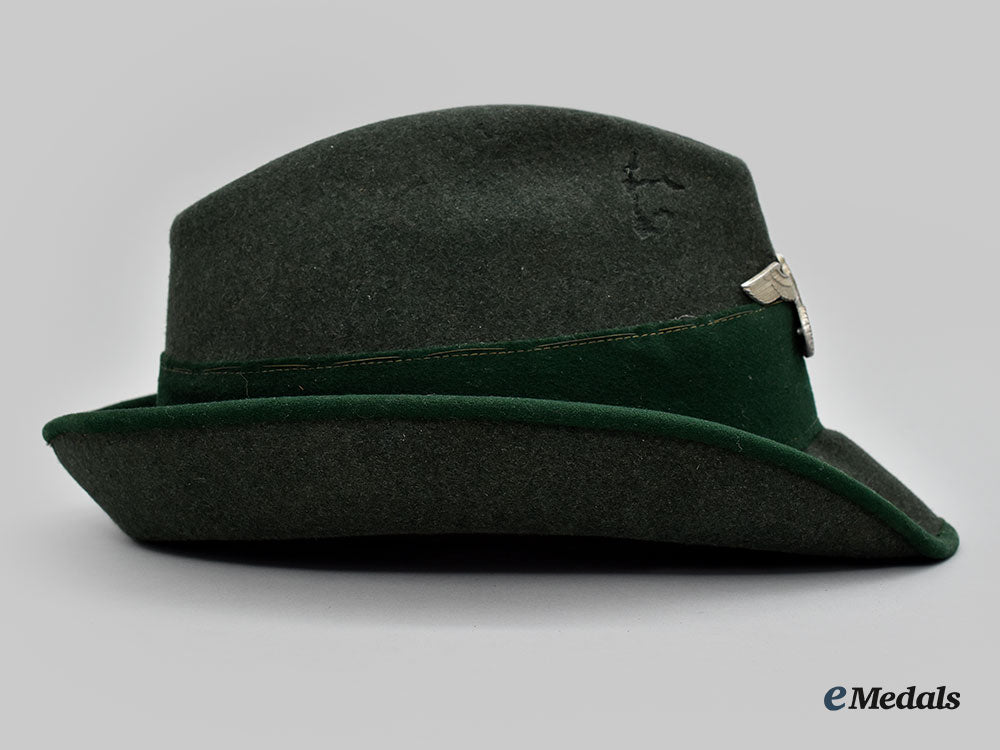 germany,_third_reich._a_forestry_service_fedora,_by_w._michovius_l22_mnc0622_737