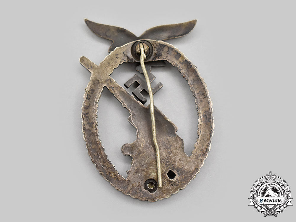 germany,_luftwaffe._a_flak_badge_l22_mnc0690_400