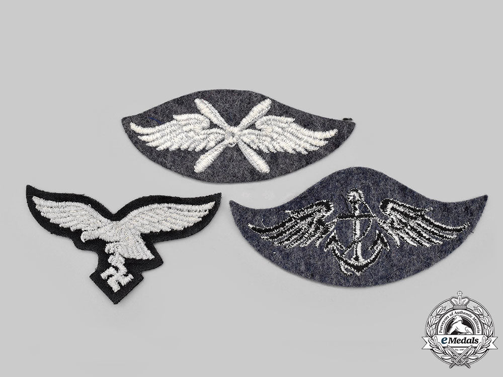 germany,_wehrmacht._a_mixed_lot_of_uniform_insignia_l22_mnc0701_406_1