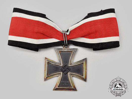 germany,_federal_republic._a_grand_cross_of_the_iron_cross,_postwar_exhibition_example,_by_souval_l22_mnc0727_345