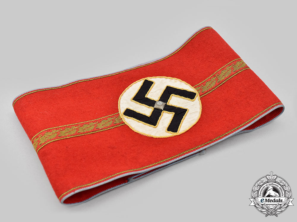 germany,_nsdap._an_orts-_level_blockleiter’s_armband_l22_mnc0742_426