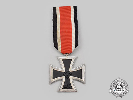 germany,_wehrmacht._a_mint1939_iron_cross_ii_class,_by_wilhelm_deumer_l22_mnc0770_365