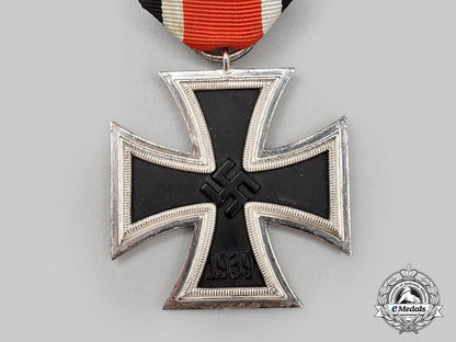 germany,_wehrmacht._a_mint1939_iron_cross_ii_class,_by_wilhelm_deumer_l22_mnc0771_367