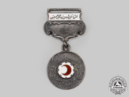 turkey,_ottoman_empire._an_ottoman_red_crescent_medal,_ii_class_silver_grade_l22_mnc0779_293