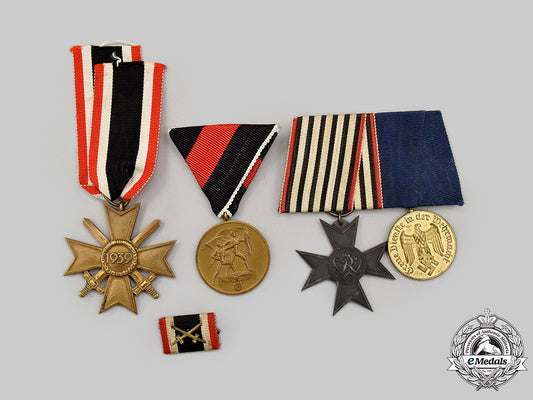 germany,_wehrmacht._a_mixed_lot_of_service_medals_l22_mnc0799_446_1_1