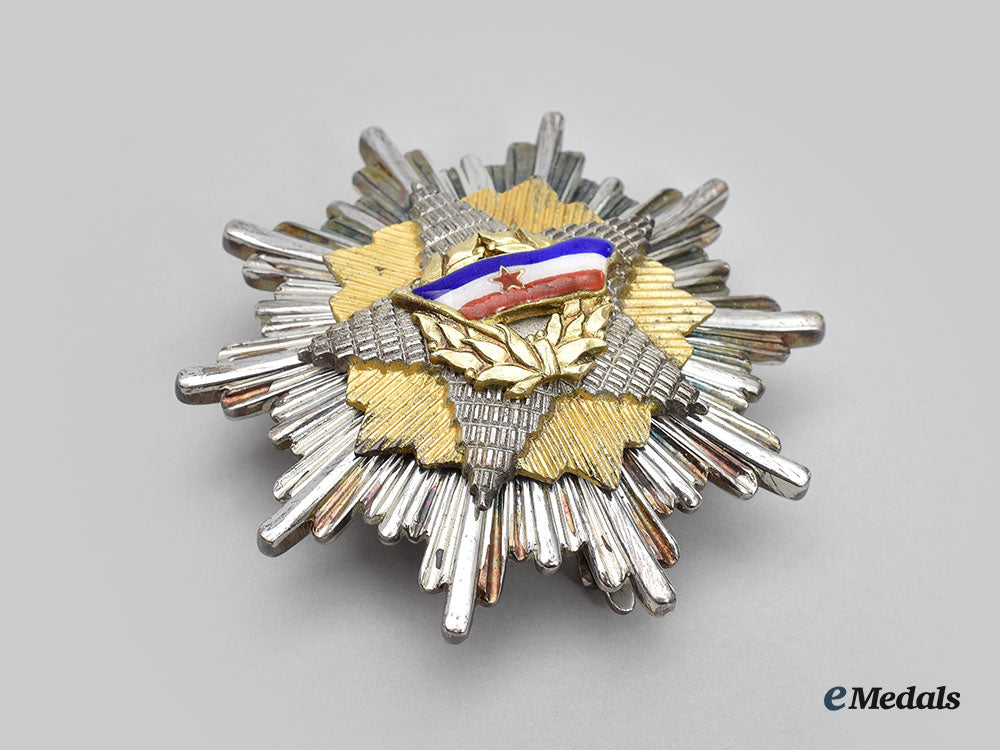 yugoslavia,_socialist_federal_republic._an_order_of_the_yugoslav_flag,_i_class_set,_cased_l22_mnc0801_754