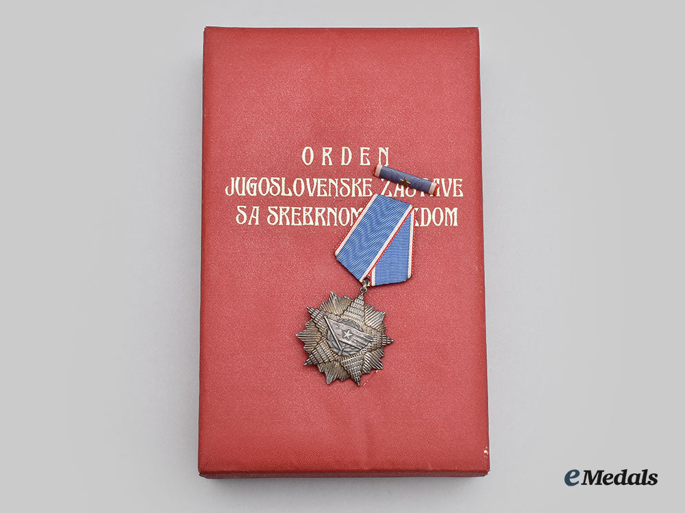 yugoslavia,_socialist_federal_republic._an_order_of_the_yugoslav_flag,_v_class,_cased_l22_mnc0856_780