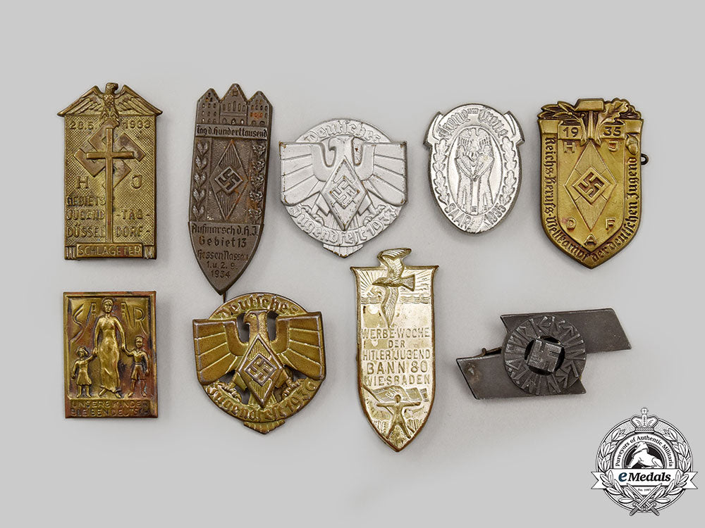 germany,_third_reich._a_mixed_lot_of_badges_l22_mnc0866_457