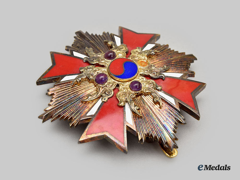 korea,_republic._an_order_of_diplomatic_service_merit,_grand_gwanghwa,_german_ambassador_to_korea1984_l22_mnc0888_691