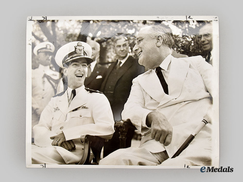 yugoslavia._a_mixed_lot_of_five_diplomatic_photos_l22_mnc0911_704_1