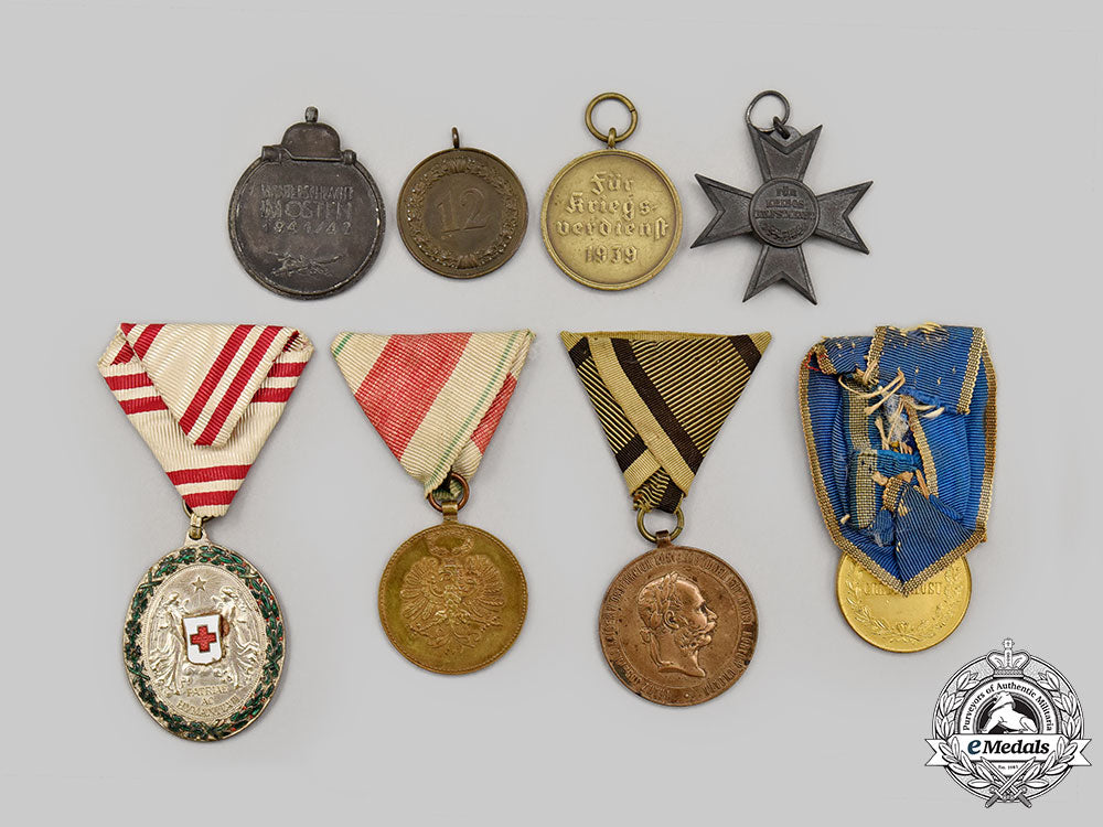 international._a_mixed_lot_of_medals_l22_mnc0916_468
