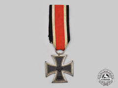 Germany, Wehrmacht. A 1939 Iron Cross Ii Class, By Steinhauer & Lück