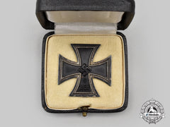 Germany, Wehrmacht. A 1939 Iron Cross I Class, With Case, By Steinhauer & Lück