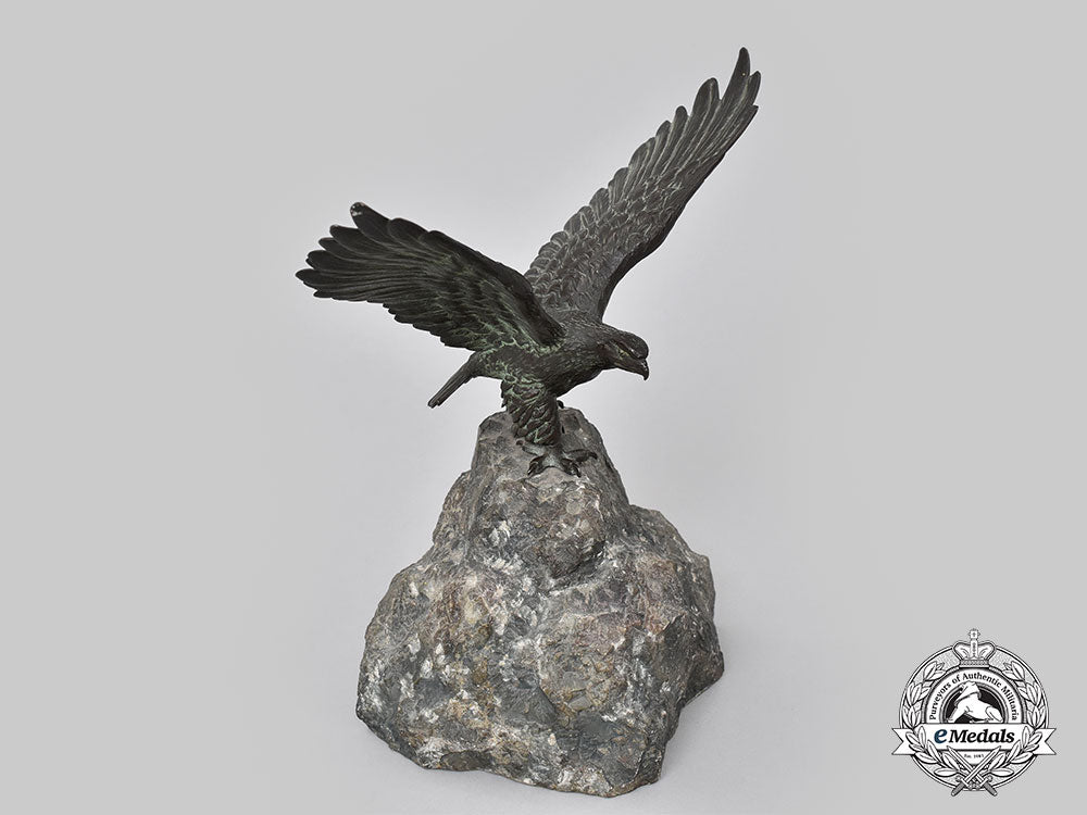 germany,_third_reich._a_fine_bronze_german_desk_eagle_l22_mnc0996_762
