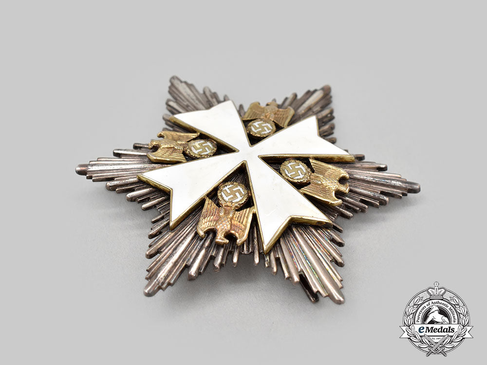 germany,_third_reich._an_order_of_the_german_eagle,_ii_class_breast_star,_by_gebrüder_godet_l22_mnc1043_397