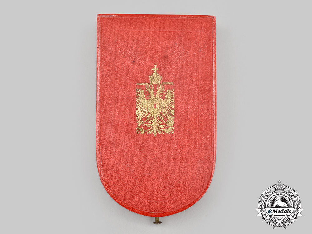 austria,_imperial._an_officer's_long_service_decoration_for35/40_years,_by_zimbler,_wein_l22_mnc1063_515_1_1