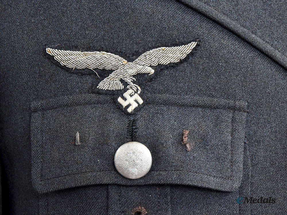 germany,_luftwaffe._the_service_tunic_of_oberst_helmut_bruck,_stuka_ace&_knight’s_cross_recipient,_by_thorn_l22_mnc1090_045_1
