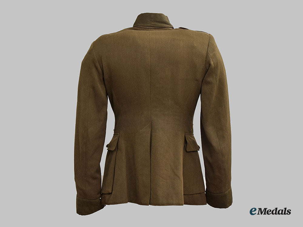 latvia,_republic._a_national_armed_force(_latvijas_nacionālie_bruņotie_spēki)_sergeants_tunic_l22_mnc1101_053_1