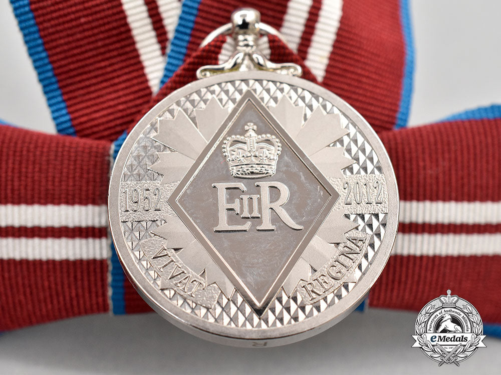 canada,_commonwealth._a_queen_elizabeth_ii_diamond_jubilee_medal_on_bow_ribbon_l22_mnc1123_540