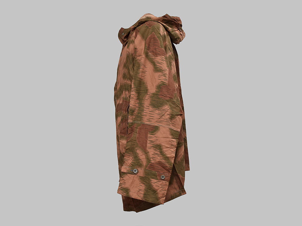 germany,_heer._a_mint_sumpfmuster_camouflage_smock_l22_mnc1124_071_1